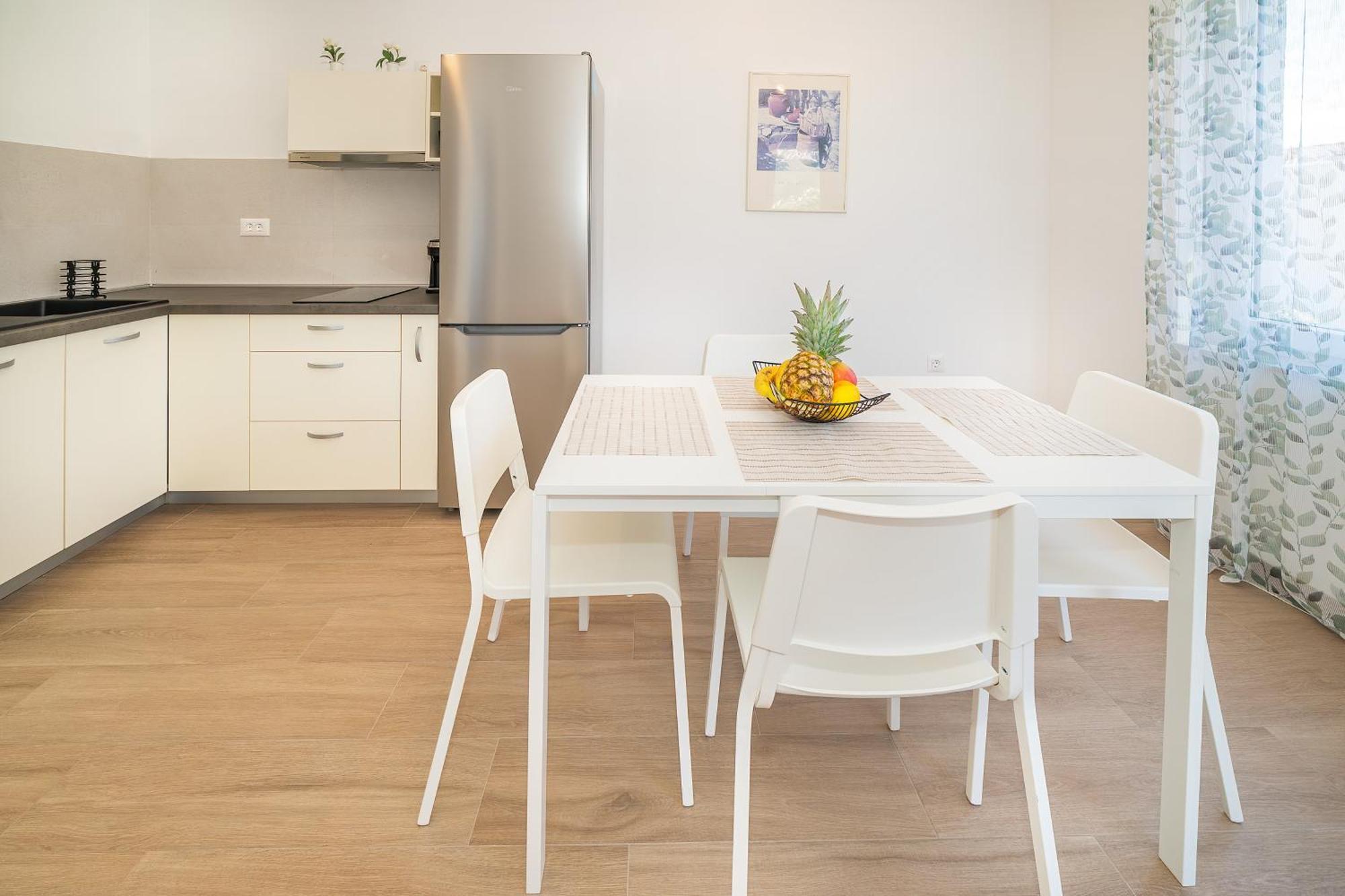 Poolside Apartments Anabella Baška Zewnętrze zdjęcie