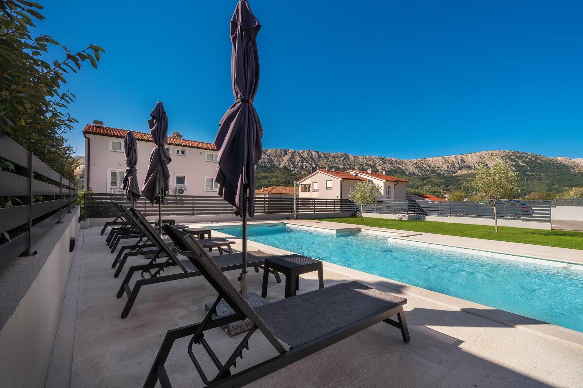 Poolside Apartments Anabella Baška Zewnętrze zdjęcie